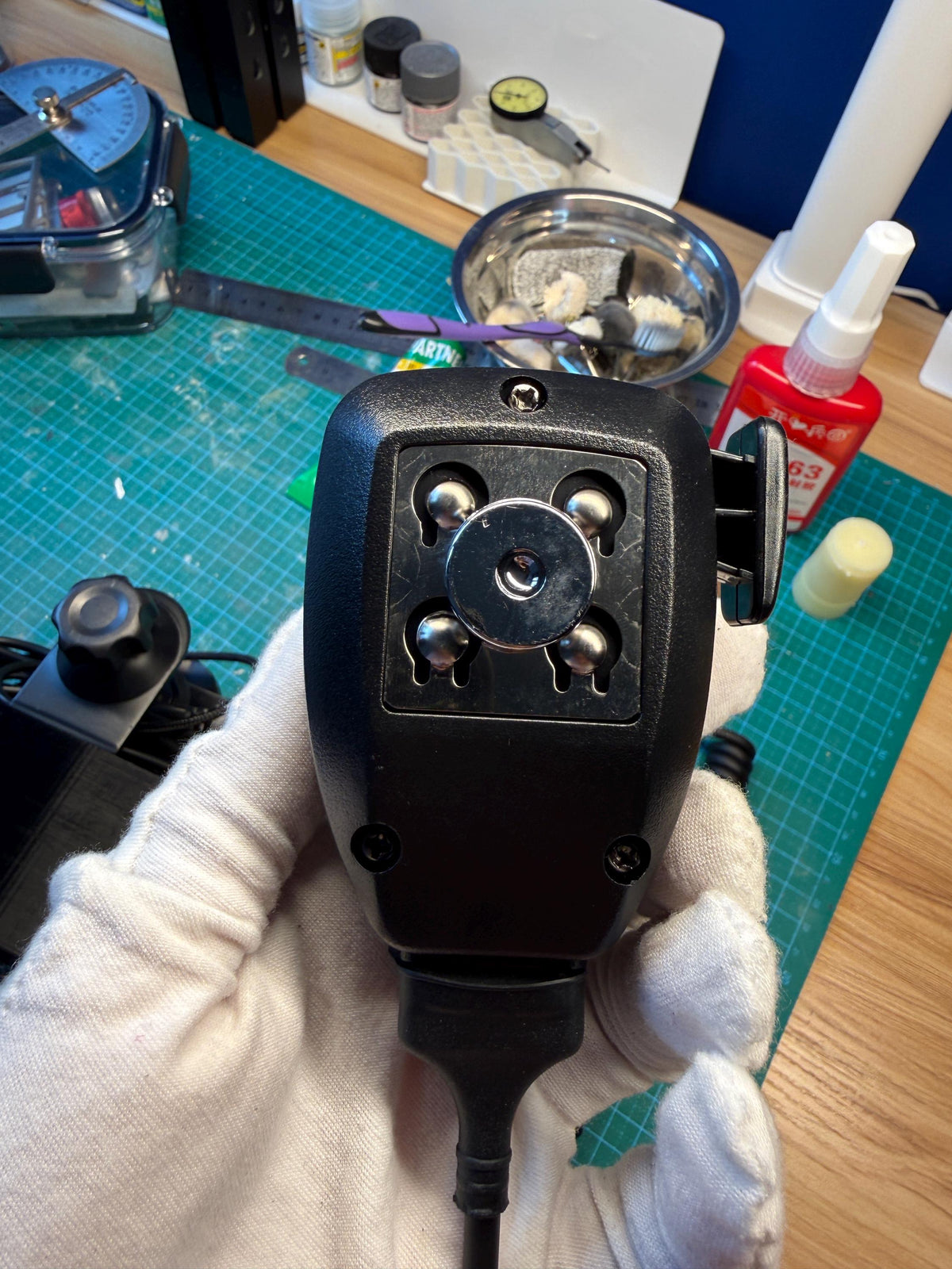 Handheld mic mounting clip and connector detail for ETS2 ATS truck simulator button box controller